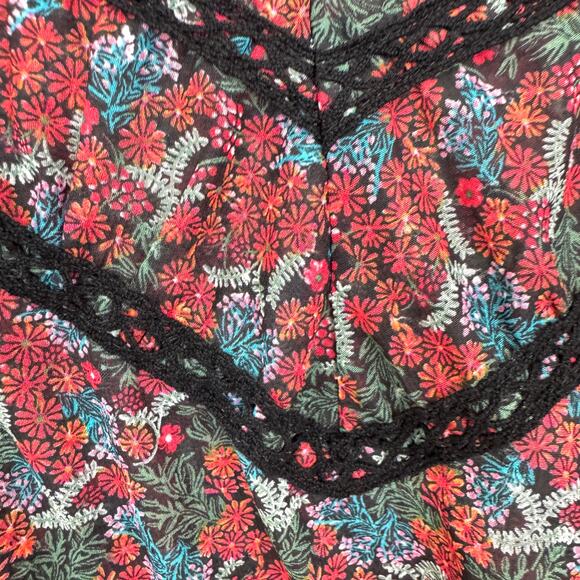 Matilda Jane Womens Carol Blouse Top Size XL Embroidered Floral Flowy Red - Picture 6 of 8